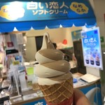 JAL PLAZA - 190624月　北海道　ブルースカイ新千歳空港出発ロビー店　白恋ソフトミックス340円