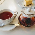 Brasserie BASEL - セットの紅茶