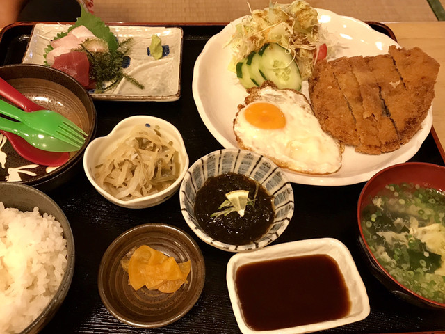 奥武島海産物食堂 おうじまかいさんぶつしょくどう 南城市 魚介料理 海鮮料理 食べログ