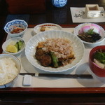 Machiya Toufu Banrai - お正月のおまかせ御飯