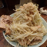 立川マシマシ - 小ラーメン200g￥750野菜マシマシ