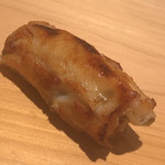 こま田 - 対馬の穴子。和三盆とお酒で煮て、仕上げにサラマンダーです炙ります。今夜のナンバーワン