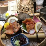 旬菜 さかなと酒 匠海 隠れ家 - 赤貝姿造り♪ これ680円とか素敵すぎます‼️(⑅ ॣ•͈૦•͈ ॣ)꒳ᵒ꒳ᵎᵎᵎ