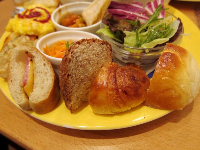 ブーランジェリ エ カフェ オブジェ 泉ケ丘 パン 食べログ