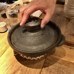 酒井商会 - 玉蜀黍とベーコンの土鍋ごはん