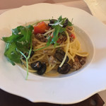 RISTORANTE REGA - 子どもが食べていたひき肉のパスタ。これも美味しそうでした