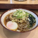 そばの神田 東一屋 - アサソバビンボー！  
      朝そば＋ゲソかき揚げ！