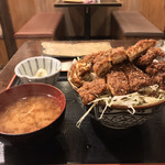 本陣串や - わらじカツ丼！