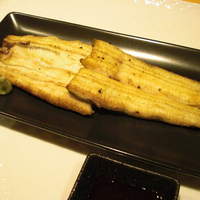 駒形前川 新丸ビル店 - 白焼き(坂東太郎)。