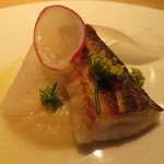 RISTORANTE IL NODO - 真コチ　大根とフェンネルの花