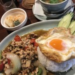 タイの食卓 クルン・サイアム×アティック× - 