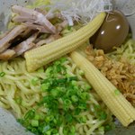 むぎのいえ - グリーンカレーつけ麺の麺。