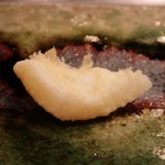 てんぷら　成生 - 2.6キロのアオリイカ、弾力と歯切れの良さ
      技の光る一品かな。。