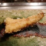 てんぷら　成生 - 尻尾側はお塩で頂きます♪
