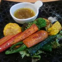 グリル プランチャ - 旬野菜 バーニャカウダ