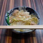 仲村商店　立呑み処 - 鮭白菜煮