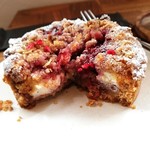 403ノットファウンド - 中にはクリームチーズ、上のさっくさくのクランブルがバターの風味豊かでやはり美味。