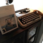 403ノットファウンド - 古いタイプライター。