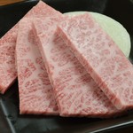 黒毛和牛焼肉と本格もつ鍋 山樹 - 