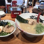 ラー麺ずんどう屋 - 元味ラーメンと味玉丼セットで税込み１０００円です（２０１９．７．１）