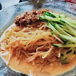 台湾中華 東明飯店 - 