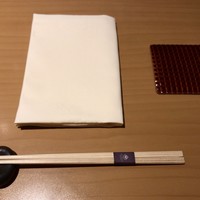 日本料理 吉備膳 - テーブル席へ