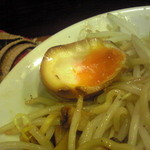 麺屋 御神本 - 絶品味玉￥80