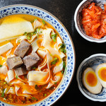 蘭州牛肉麺 思泊湖