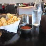 Guapo's - トルティーヤチップとディップ