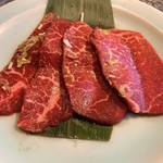 焼肉マルキン - 料理写真:上ロース（赤身）アップ