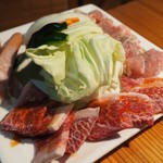 七輪焼みなみ - 和牛カルビ、ロース、トリモモ、ウィンナー