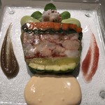 シェ・イノ - オマール海老のガトー仕立て コートドール風