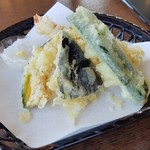 Sumiyaki Unagi Hitsumabushi Uo Shige - セットの天ぷら