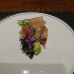 傳 - (2019年6月　訪問)お造り。はまちだったかな？