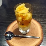 L'EAU - (2019年5月　訪問)パッションフルーツとセロリのグラニテ。さっぱり口直し。