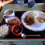 ふらっと - 日替わり定食・この日は一口カツがメインでした。