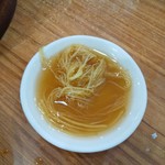 佳家汤包 - 生姜