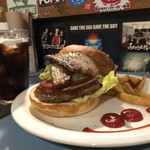 110771331 - 自家製ベーコンバーガー￥９４０
                      アボカドトッピング¥  ？
                      アイスコーヒー¥４００