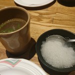 Kushidori - お通しは大根おろしと…
                        なんとなんと、スープ！
                        結構飲んでた酔っぱらいにスープのお通しは最高でした！