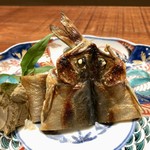 傳 - 焼物：鮎風干し 肝パテ 蓼パン