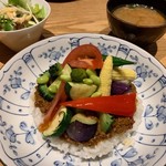 ワ カフェ エイム - 夏野菜キーマカレー