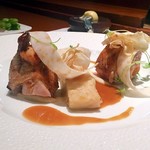 レストラン マノワ - 海老とホタテのムースを詰めたうずらロースト