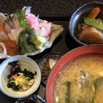 ようちゃん - お造り定食(1300円(税込))