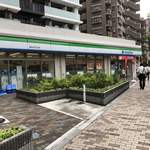 Family Mart - 外観①