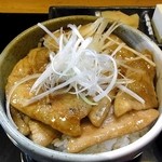 こだわり十勝豚丼 豚とん - 豚丼（中）