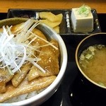 Kodawaritokachibutadontonton - 豚丼（中）