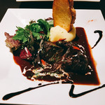 モデスティ - 和牛ほほ肉赤ワイン煮