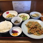 マルナカ中国麺飯食堂 - 豚肉のスタミナ炒めセット