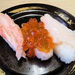 スシロー - 北海3貫盛り本ズワイイクラ大つぶ貝(300円)