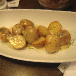 泰もと - じゃが芋のバター炒め